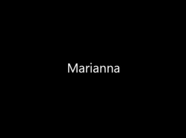 امرأة مذهلة، ماريانا حصلت مارس الجنس في غرفة نومها، بينما كانت تغش على زوجها.